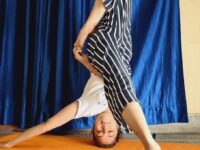 Jyoti Juneja @yogagirl jyoti Yoga is about rising to a new level⁣