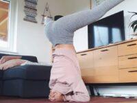 KIRA Headstand practise all day everyday yoga yogaflow yogainspiration