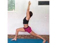 Karina Sanchez @karinasana yoga Day 8 of journeytohandstandchallenge with @kinoyoga and class
