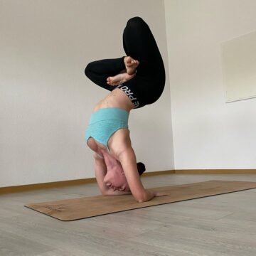 Krisyoga@krisyoga my inspiration for today try it with me backbends