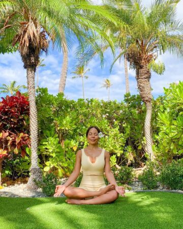Leilani Hawaiʻi @yoga leilani Day 7 Meditative pose Stillness in mind and
