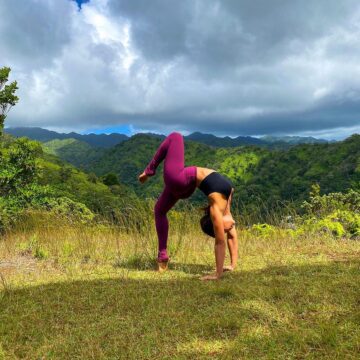 Leilani Hawaiʻi @yoga leilani Stay committed in your decisions but flexible in
