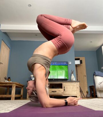 Liv Yoga Flexibility Hollowbacks look weird from the front