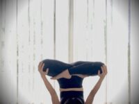 Lucia Antonio @lucia antonio New Yoga Challenge letyourleavesfallyogis October 13 17 2021 Day