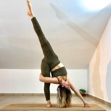 MARTA my yoga diary @babyme yoga Let us be grateful to the