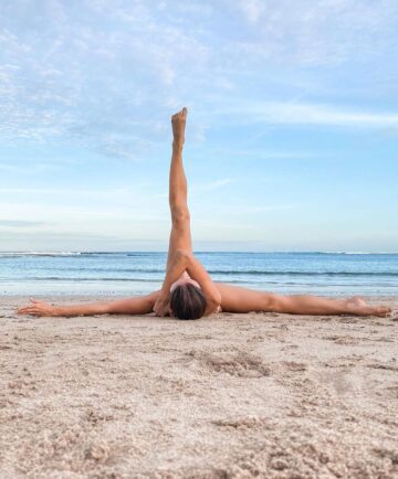 Magda Yoga @magdasyoga 1 or 2 ⠀ Do you feel
