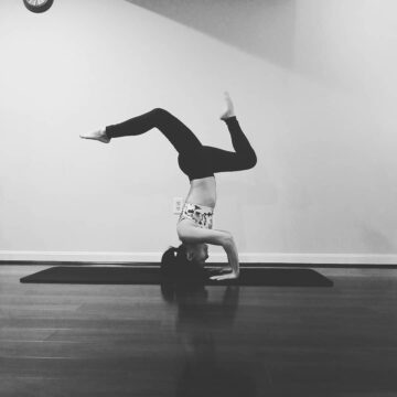 Mia RYT 200 @yogibecoming Balance flexibility stability strength stamina concentration
