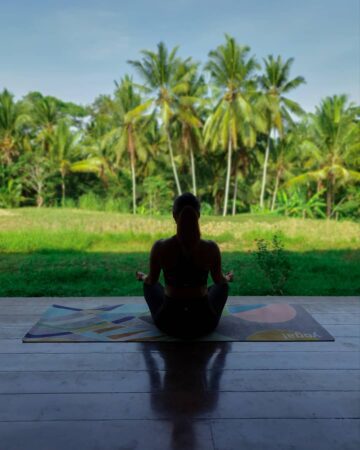 Naomi Pham yoga • meditation @flowingwithnaomi I dont have time