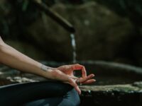 Naomi Pham yoga • meditation @flowingwithnaomi In a real world