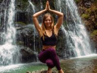 Natalie Online Yoga Coach ☽ @nataliee yoga ᵂᴱᴿᴮᵁᴺᴳ Trying to play