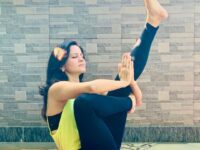 Nikki @yoga nikki30 Ardh Naukanamanasana This pose is a variation in