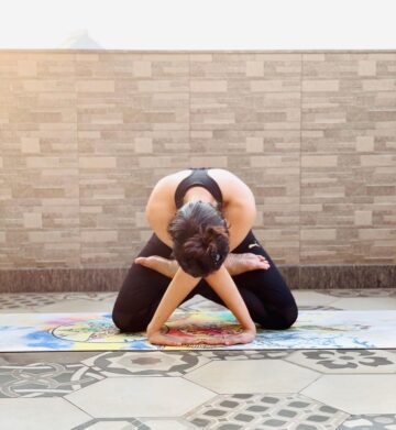 Nikki @yoga nikki30 The nature of Yoga is to shine the light