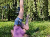 Olga Yoga 🧘‍♀️💜🕉️ Day 7x20e3 of CoreUproar with @cyogalife