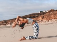 SARAH vegan yoga coach @sarahgluschke 12 things to give