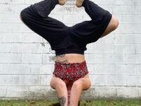 Samantha Lee Miller @samanthalee yoga Day 8 ALOvelyFreeSpirit My Inversion is a