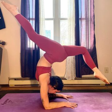 Samantha Lee Miller @samanthalee yoga Lets talk about letting some stuff go…