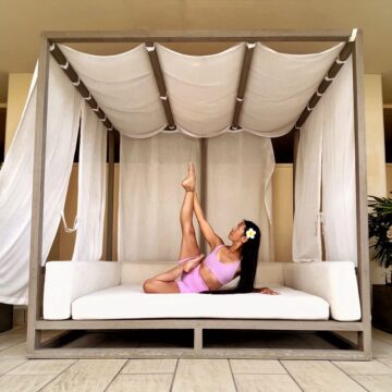 Shiela How yogis lounge around and relax in cabanas @astonwaikikibeachhotel