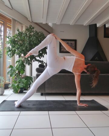Tam Wellness and Yoga @ tamayoga day 1 of KeepCalmAndLookInward