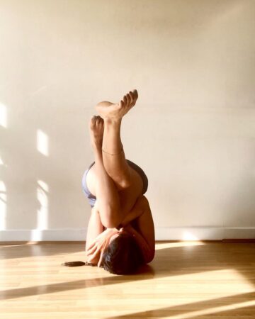 Tania Ahmad @tania ah Twisting around for my supine pose for day