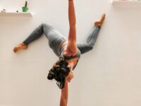 Tatiana AvilaBouruYogaTeacher @tatianayoga I love to get funky in my yoga