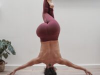 Tatiana AvilaBouruYogaTeacher Headstand has been my favorite inversion at some