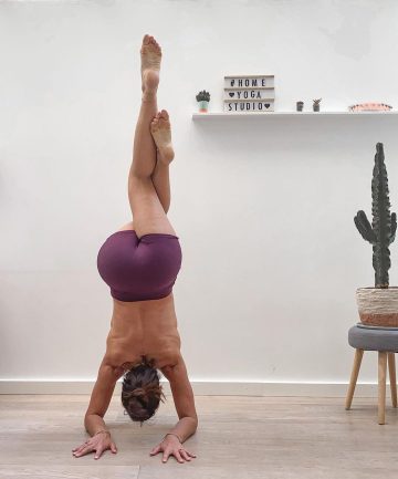 Tatiana AvilaBouruYogaTeacher Home yoga practice vs Yoga practice in studio