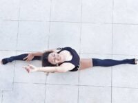 Tugce CELEN @tucika yoga Day 2 seated splits • • •