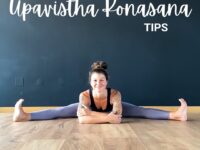 Veronica Pancheri @wonderyogi try this tips to enter upavistha konasana
