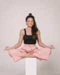 YOGA EMPOWERMENT COACH BINA @charmed by yoga „Meditation is like giving a