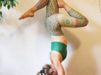 Yana ☽ YOGA Movement @yogaanay Ask yourself ‘What is this