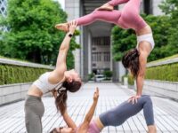 Yoga Mics @yogamics AcroYOGA trio ⁣⁣ ⁣⁣ ————⁣⁣ Follow @yogamics Repost