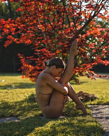 Yoga Mics @yogamics Its a lifelong journey Appreciating your body Loving