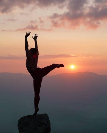 Yoga Mics Beautiful By @alicia grmn Follow @yogamics for more yoga
