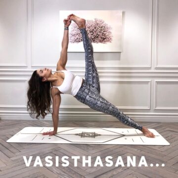 Yoga Tutor Rebecca Papa Adams Iyengar grades Vasisthasana as 1860 however