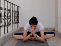 Yoga girl Shama @peaceful yogini  shama Day 2 of yogisactivatingchakras I went