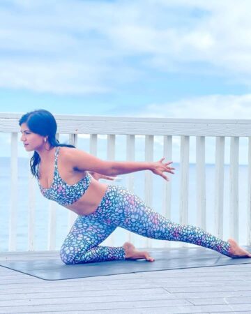 Yogini Konchari Yoga Girl @yoginikonchari Lets fly our Pigeon Follow