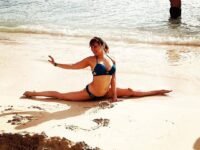 Yogini Konchari Yoga Girl @yoginikonchari This is your PSA that