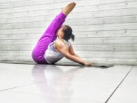livia @livia0907 Day 16 YogiPerspective with @cyogalife RackPose or ShoulderOpener For