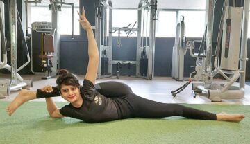 yogagirls @yogagirlstv Todays Yogi Superstar @yoga fatema india ⠀ Follow @yogagirlstv⠀ Follow @yoga