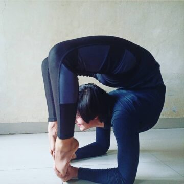 yogagirls @yogagirlstv Todays yogi superstar @khushyog india ⠀ Follow @yogagirlstv⠀ Follow @yogagir