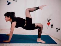 yogagirls @yogagirlstv Todays yogi superstar @leezadass ⠀ Check out the account