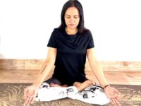 𝑀𝑒𝑒𝓃𝒶 𝒮𝒾𝓃𝑔𝒽 @meena yoga life Day 30 of ashtangayogachallenge is meditative pose Last