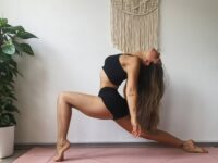 𝑨𝒅𝒓𝒊𝒂𝒏𝒂 Yoga @artofbeing am ShapeOfYourYoga Pose Lineup Tell Us What Shape You