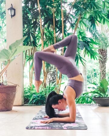 𝓜𝓪𝓻𝓲𝓪 𝓒𝓻𝓲𝓼𝓽𝓲𝓷𝓪 @yoga helwahtin Its my favourite day of the week have